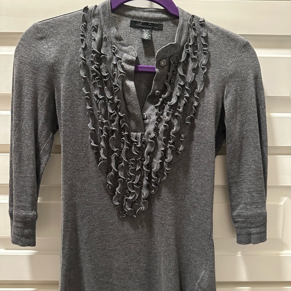 Beautiful 3/4 sleeves shirt
